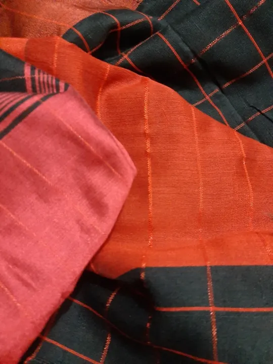 New%20Dhupain%20Check%20Sarees%20For%20Women%20Red%20Black%20-%20Image%204