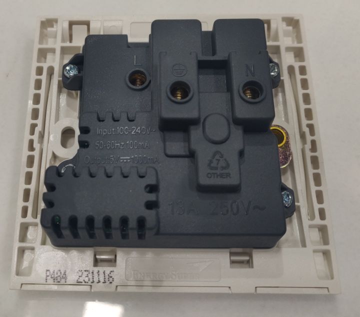 Energy%20Super%20VIP%20Off%20White%2013A%205%20Pin%20Single%20USB%20Multi%20Function%20Universal%20Socket%20Switch%205Pin%20-%20Image%204