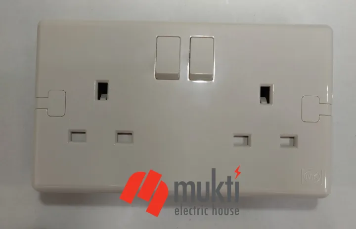 MK%20Made%20in%20Singapore%20ECORE%2013A%203%20Pin%20Flat%202%20Gang%20Dual%20Outlet%20Socket%20with%20Switch%20Three%203Pin%20-%20Image%205