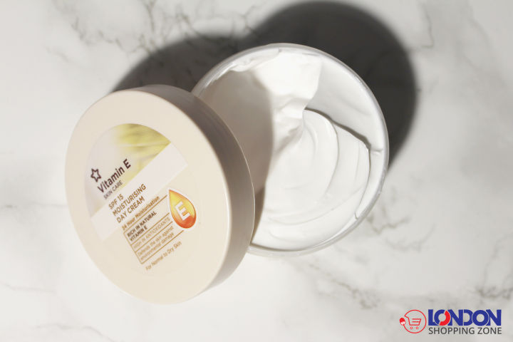Vitamin%20E%20Skincare%20SPF15%20Moisturising%20Day%20Cream%20100ML%20UK%20-%20Image%203