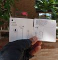 Apple Lightning Earbuds/in-Ear Wired Earphones/with Remote . Control /For iPhone 11 X Max XR 7 8 Plus. 