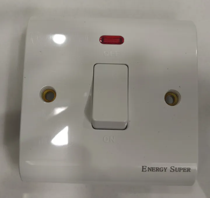 Energy%20Super%20White%2020A%20DP%20Geyser%20Switch%20Socket%20Electrical%20Wall%20Power%20Switch%20with%20Indicator%20-%20Image%203