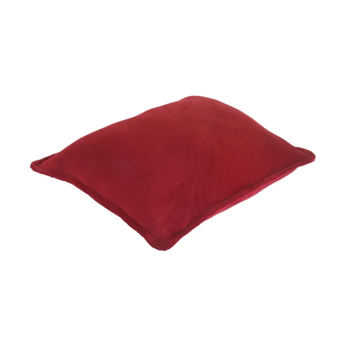 Travel%20Cushion%2015"x11"%20-%20Image%204