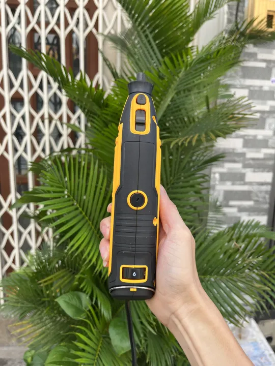 INGCO%20Mg13328%20Mini%20Grinder/Mini%20Drill/%20Rotary%20Tool%20Set/DIY%20Grinder/DIY%20Craft%20Tool%20Set%20130%20W%20With%20110%20Pcs%20Accessories%20-%20Image%209