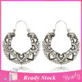 1 Pair Flower Shape Hollow Drop Earrings Alloy Geometrical Piercing Women Dangle Earrings Fashion Jewelry. 