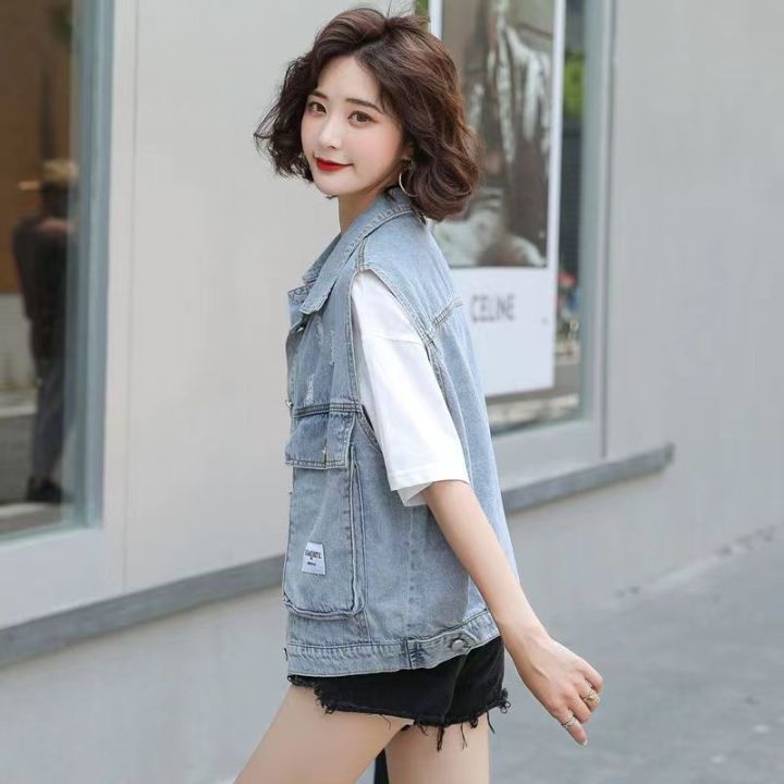Women's%20Denim%20Vest%202023%20Spring%20and%20Summer%20New%20Large%20Pocket%20Fashion%20Popular%20Sleeveless%20Waistcoat%20Coat%20Top%20All-Matching%20-%20Image%202