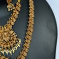 Dull gold color big double necklace with one pair earring fashion jewelry set with gold stone for girl and women. 