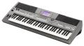 Yamaha PSR S670. 