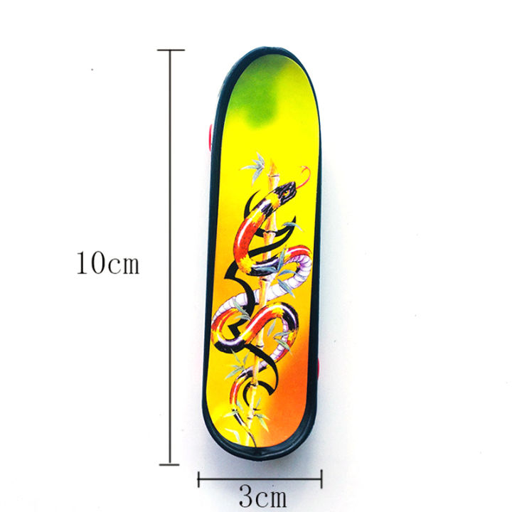 1pc%20Fingerboard%20Mini%20Creative%20Fingertips%20Skateboard%20Plastic%20Finger%20Skate%20Scooter%20-%20Image%203