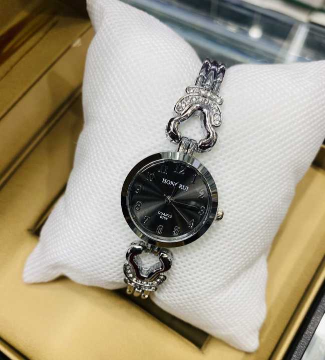 New Arrivals Hongrui Ladies Steel Watch  Random Color
