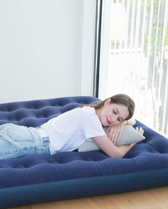 Deluxe%20Air%20Bed%20Twin%20-%20Image%202