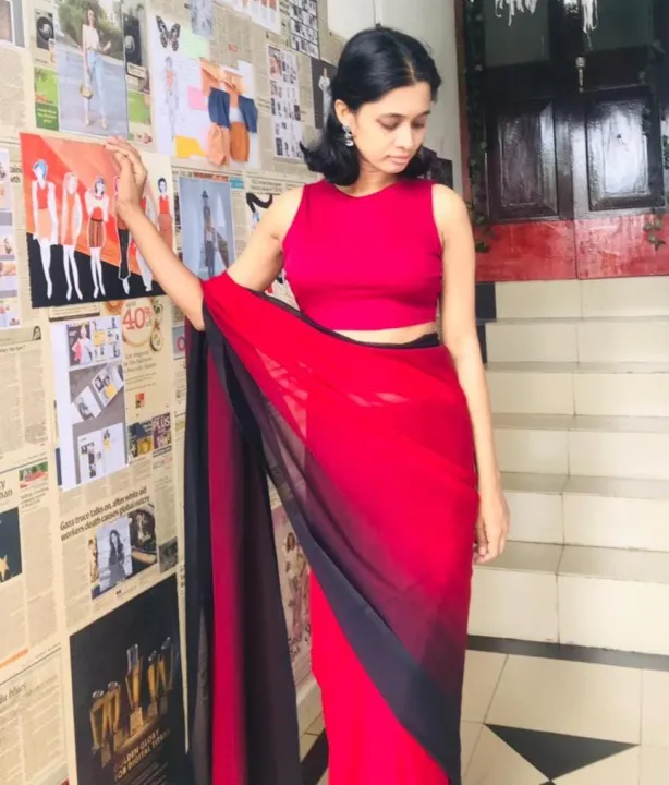 Red%20O%20Neck%20Sleeveless%20Crop%20Top%20Saree%20Jacket%20For%20Women%20-%20Image%204