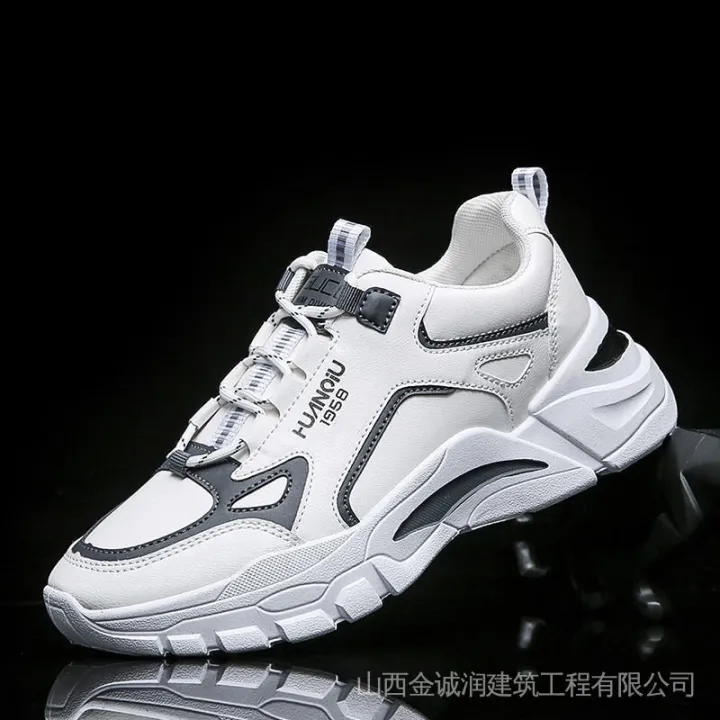 Universal%20Spring%20New%20Sports%20Shoes%20Men's%20Mid-Top%20Breathable%20Versatile%20Korean%20Casual%20Shoes%20Trendy%20Running%20Shoes%20Low%20Trendy%20Shoes%20-%20Image%203