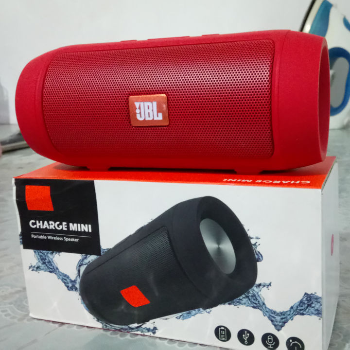 Charge%20Mini%20Portable%20Wireless%20Bluetooth%20Speaker%20-%20Image%203