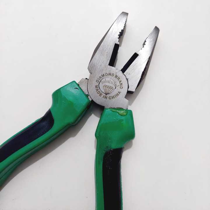 Combination%20Plier%20%20200mm%20(8%E2%80%B3)%20%20DIAMOND%20-%20Image%203