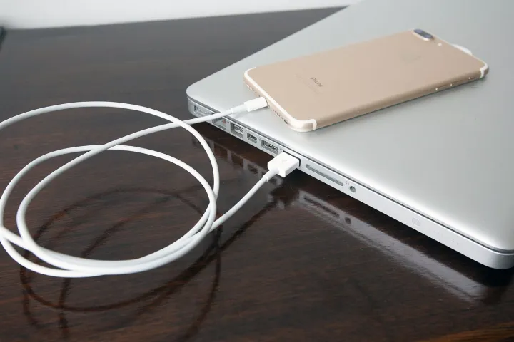 i%20Phone%20Cable%20%7C%20i%20Phone%20Charger%20Cable%205%205S%20SE%206%206S%20Plus%207%207%20Plus%208%208%20Plus%20X%20XS%2011%2012%2013%20Pro%20Max%20XR%20i%20Pod%20%7C%20i%20Pad%20i%20Phone%20Charging%20Cable%20-%20Image%204