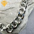 Durable Stainless Steel Bracelet Stylish Stainless Steel Cuban Link Bracelet for Men in Black/gold Perfect Gift for Friends High Quality Alloy Jewelry Rust-resistant Bracelet. 