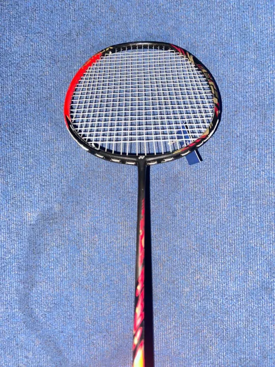 Astrox%20100ZZ%20High%20Tension%20Badminton%20Racket%2026lbs%20-%20Image%202