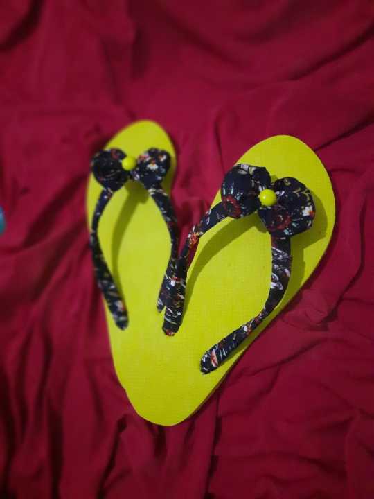 Design%20Flip%20Flop%20House%20Slippers%20Design%20Slippers%20Women%20Handmade%20Women%20Durable%20flip%20flops%20Rubber%20Slippers%20for%20Ladies%20-%20Image%203