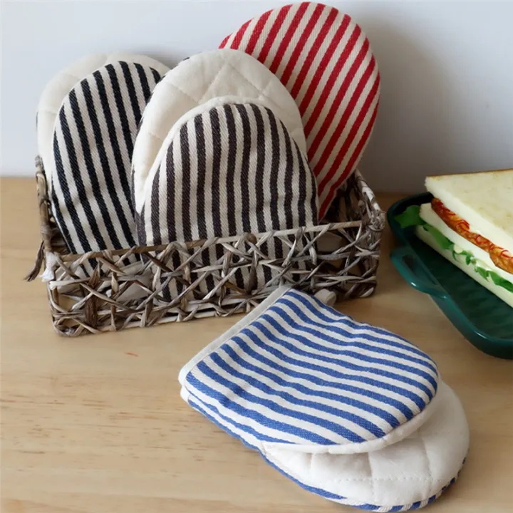 Striped%20Pattern%20Duck-Bill%20Microwave%20Oven%20Gloves%20for%20Baking,Insulation%20Gloves,Oven%20Mit%20Durable%20-%20Image%208