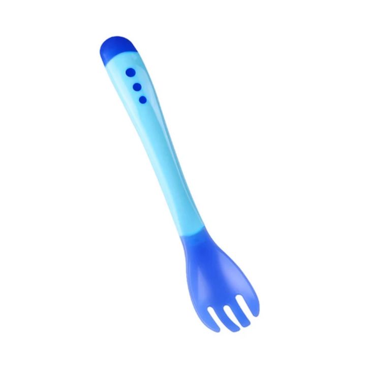 Color-Changing%20Temperature%20Sensing%20Baby%20Spoon%20-%20Image%209