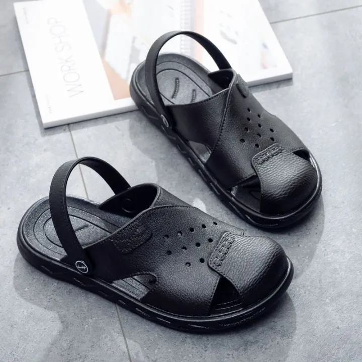 Vietnam%20Natural%20Rubber%20Sandals%20Summer%20Closed-Toe%20Slippers%20Men's%20Breathable%20Outer%20Wear%20Hole%20Thick%20Bottom%20Two-Way%20Beach%20Shoes%20-%20Image%205