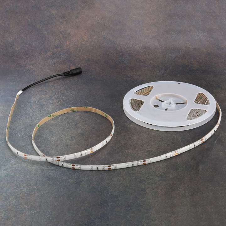 20W%20LED%20UV%20Light%20Strip%20Flexible%20Purple%2016.5FT%20Blacklight%205M%20300LEDs%20-%20Image%207