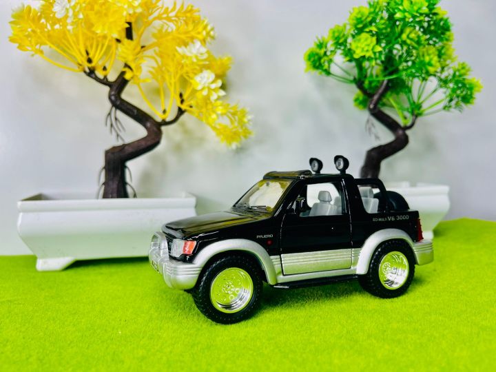 1:32%20Scale%20Mitsubishi%20Pajero%20Mini%20Die%20Cast%20Metal%20alloy%20Model%20Car%20-%20Image%206
