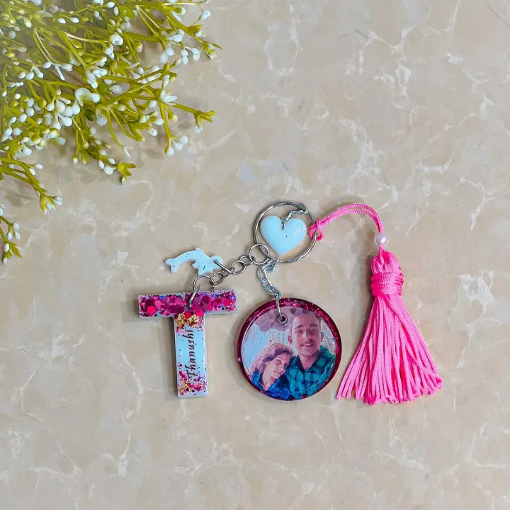 Key%20tag%20with%20Photo%20Tag%20for%20couples,%20girls%20and%20boys%20%7C%20Gift%20-%20Image%202