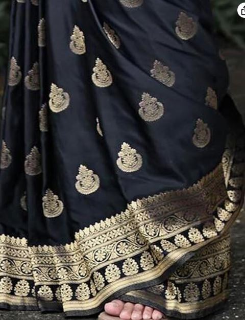 SIRIL%20Women's%20Soft%20Banarasi%20Silk%20Jacquard%20Saree%20with%20Unstitched%20Blouse%20Piece-%20Black%20colour%20-%20Image%204