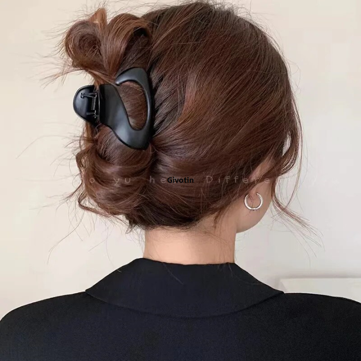 Korean%20Small%20Irregular%20Metal%20Catch%20Crab%20Hair%20Claw%20Clips%20for%20Women%20Girls%20Accessories%20Gold%20Silver%20Black%20Jaw%20Clamp%20Headdress%20Gifts%20-%20Image%205