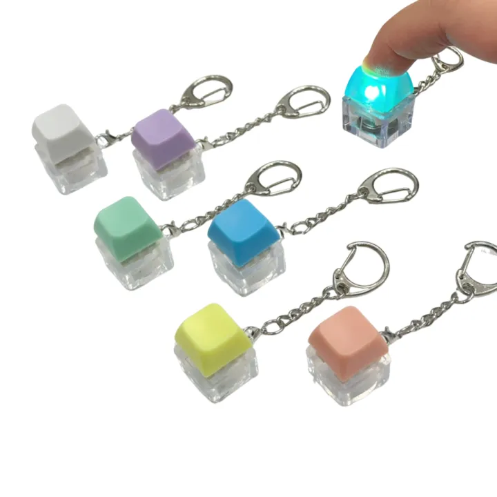 Plastic%20Mechanical%20Keyboard%20Keychain%20Led%20Press%20Button%20Keychain%20Realistic%20Illuminated%20Led%20Key%20Chain%20for%20Night%20Visibility%20Tech%20Enthusiasts%20Gifts%20For%20Programmers%20-%20Image%208