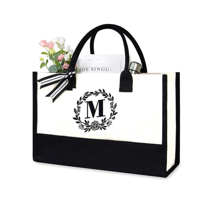 Personalized%20Initial%20Canvas%20Beach%20Bag,%20Monogrammed%20Gift%20Tote%20Bag%20for%20Women%20-%20Image%205