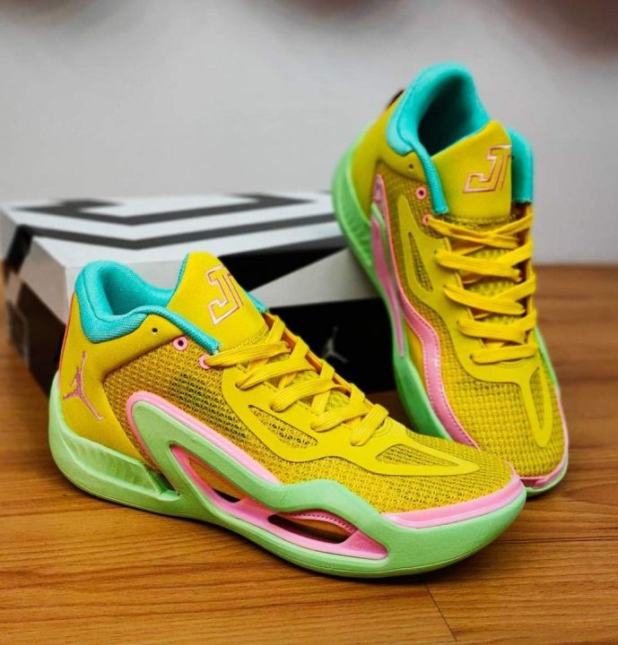 Jordan%20Tatum%201%20Basketball%20shoes%20-%20Image%204