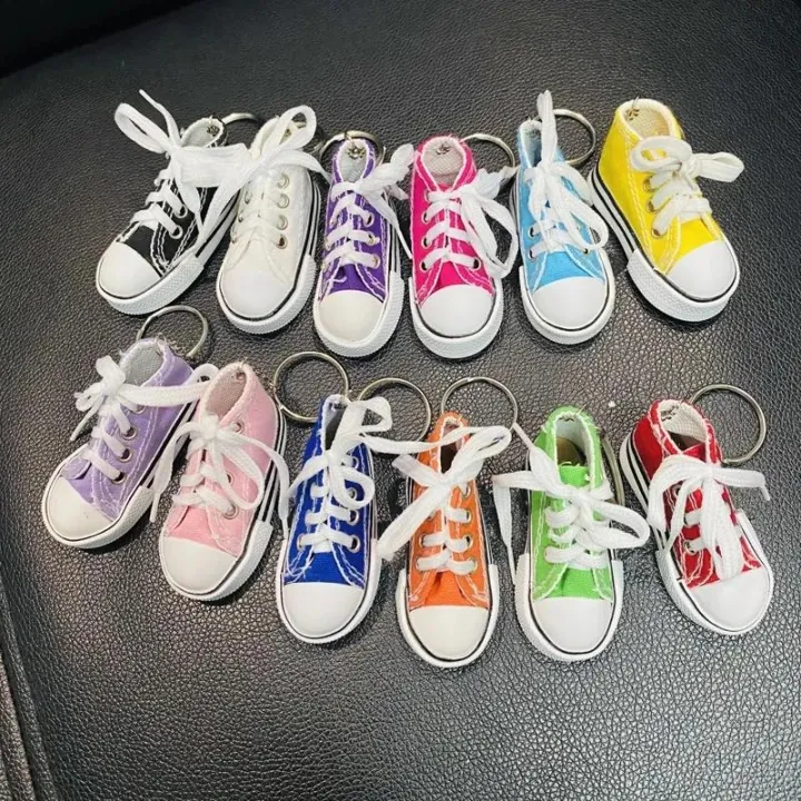 3D%20Canvas%20Sneaker%20Tennis%20Shoe%20Keychain%20Blue%20Pink%20Black%20White%20Sports%20Shoes%20Keyring%20Bag%20Ornaments%20Car%20Trinket%20Keyring%20Accessories%20-%20Image%202