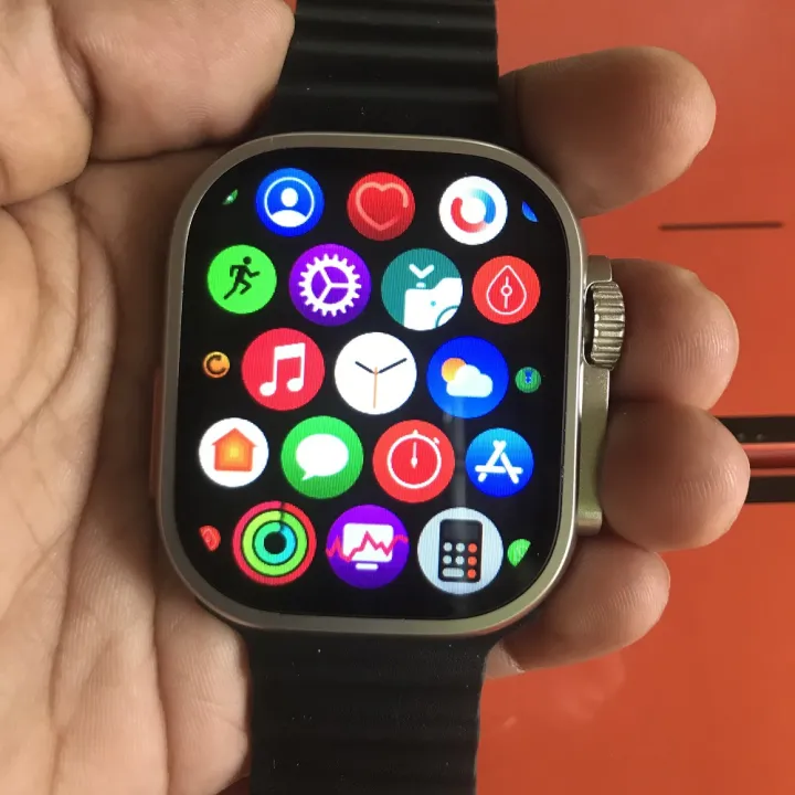 S9%20Ultra%20smart%20watch%20with%203%20strap%202.02%20inch%20Display%20wireless%20charges%20%20Hiwatch%20Plus%20App%20-%20Image%204