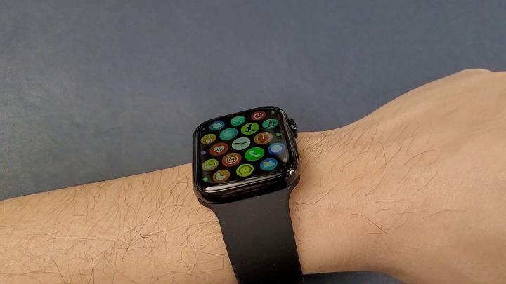 HW67%20PRO%20Max%20Smart%20Watch%20-%20Image%202