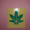 STICKER CUTTING REFLECTIVE DAUN GANJA. 