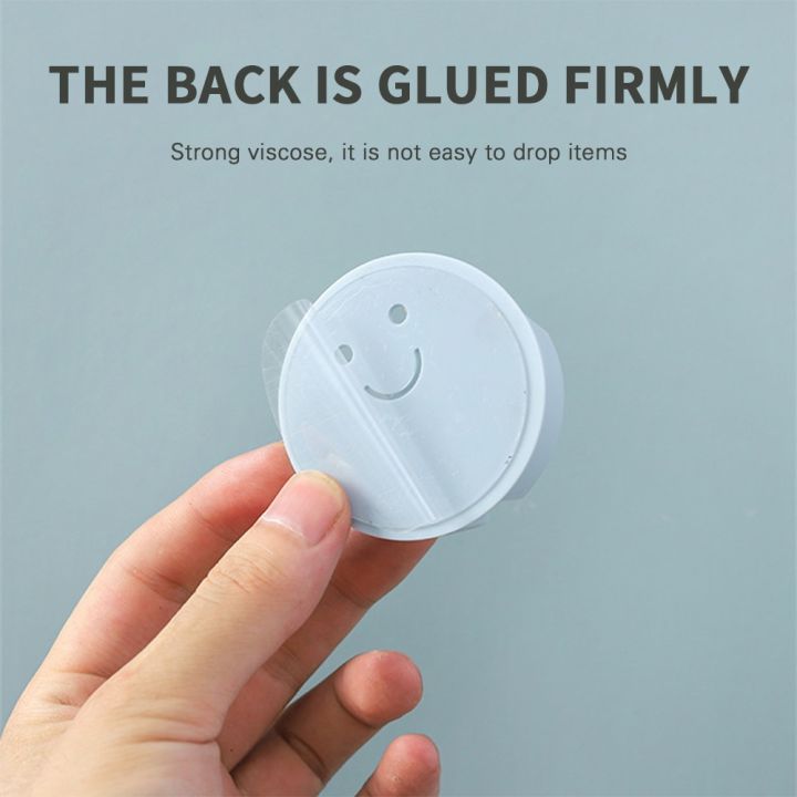 Plug%20Fixed%20Rack%20Data%20Cable%20Charger%20Power%20Plug%20Socket%20Holder%20Self%20Adhesive%20Multifunction%20Smile%20Face%20Plug%20Storage%20Hooks%20Seamless%20Nail-Free%20Home%20Wall%20Racks%20Creative%20-%20Image%207