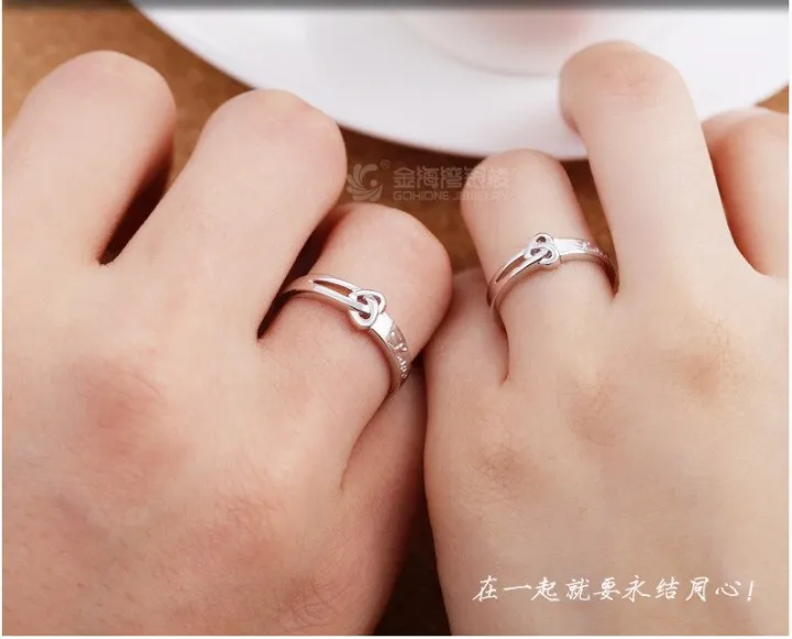 A-Z%20Corner%20Silver%20Color%20Couple%20Rings%20Wedding%20Ring%20Set%20Women%20and%20Men%20Love%20Carved%20Engagement%20Valentines%20Gift%20%5B%20Size%20:%20Adjustable%20%5D%20%7B%20Comes%20With%20BOX%20%7D%20-%20Image%207