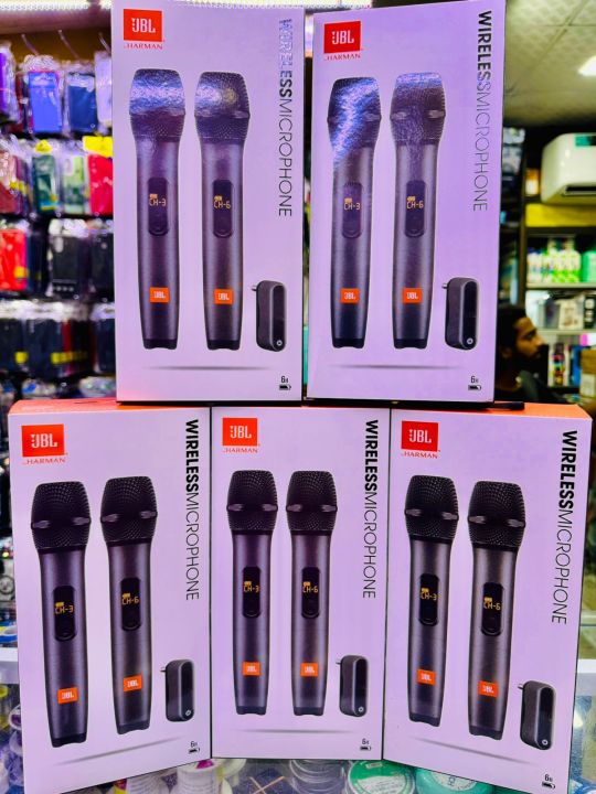 JBL%20Mic%20Original%20%20-%20JBL%20PartyBox%20Wireless%20Mic%20%7C%20Digital%20wireless%20microphones%20-%20Image%204