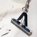 FOLDING PVA MOP 33cm that can effectively squeeze out water by folding in two.. 