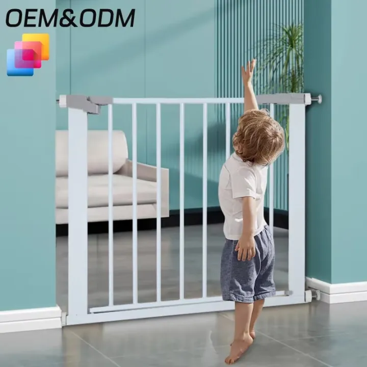 Baby%20safety%20Gates%20Baby%20Fence%20for%20Stairs%20Child%20Lock%20Swing%20Open%20Portable%20Extendable%20Automatic%20Infant%20Fence%20Door%20Stair%20Baby%20Safety%20Gate%7C%2075-82cm%20length%7CBC%20-%20Image%205