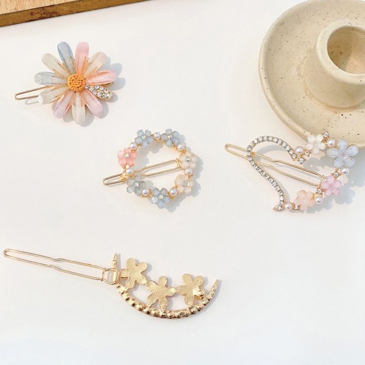 Korean%20Daisy%20Flower%20Rhinestone%20Hairpin%20/%20Women%20Exquisite%20Bangs%20Hair%20Clips%20/%20Girls%20Hair%20Accessories%20-%20Image%208
