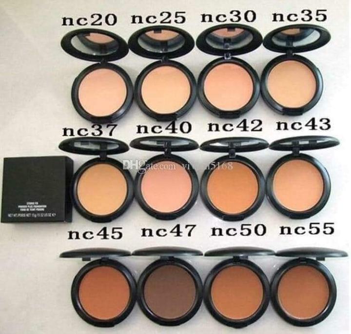 MAC%20Studio%20Fix%20Powder%20Plus%20Foundation-NC42%20-%20Image%204