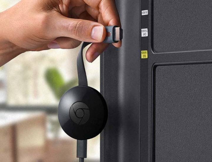 Chromecast%20Ultra%204K%20HDMI%20ccd%20Media%20Streaming%20Player%20Plus%20Premium%20streaming%20device%20-%20Image%204
