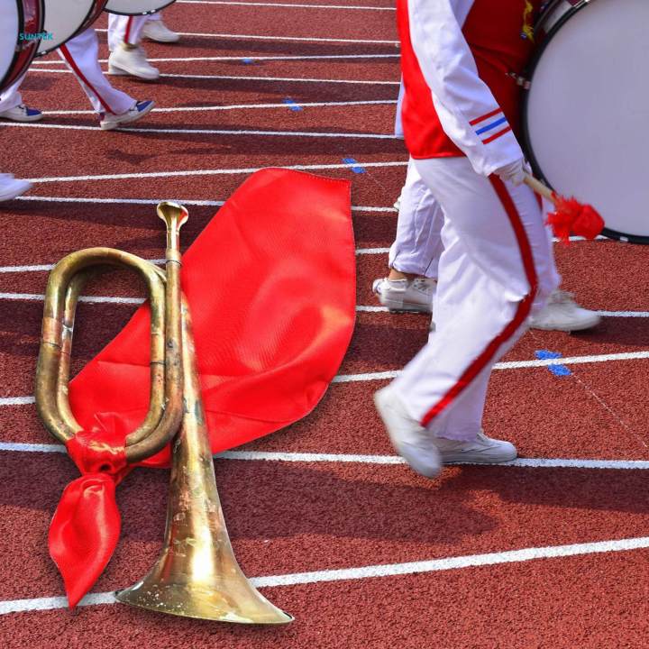 Solid Copper and Brass Bugle Blowing Bugle Signal Musical Instrument with Mouthpiece Cavalry Trumpet Scout Bugle for Beginner Orchestra Kids