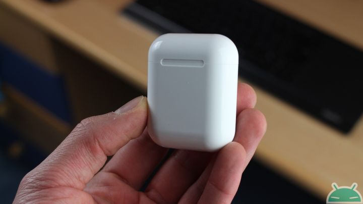 New%20I12%20Tws%20Airpod%20Earbuds%20White%20Inpods%2012%20tws%205.0%20pods%20Further%20I7s%20tws,%20i11%20tws,%20i15%20tws,%20Air%20dots,%20pro%204,%20pro%205,%20realme%20-%20Image%208