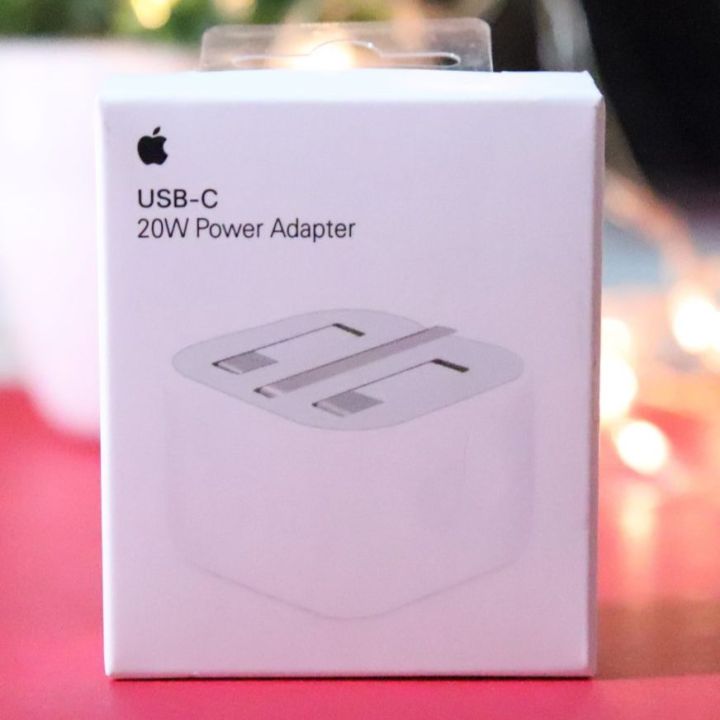 20W%20Power%20Adapter%20USB-C%20Charger%20Dock%20Fast%20Charger%20-%20Image%204