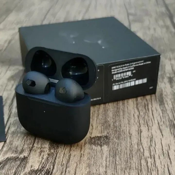 Airpod%203rd%20Generation%20Titanium%20Matte%20Black%20Edition%20-%20Image%205